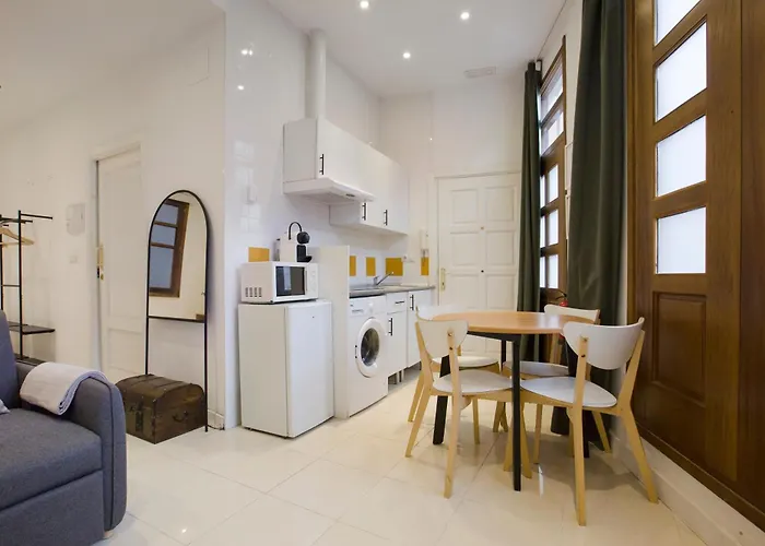 Apartment Puerta Del Camino 6 *